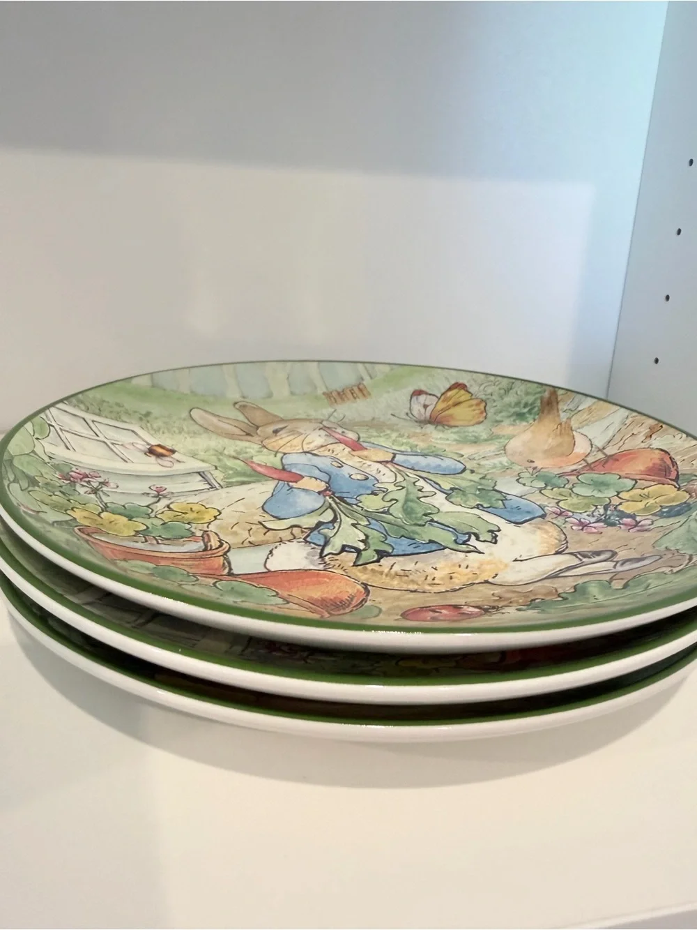 Williams Sonoma Beatrix Potter Peter Rabbit Garden 8.5” Salad Plate 2025